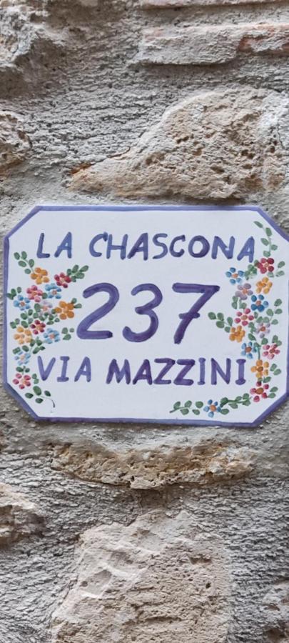 La Chascona Di Farnese Casa Di Tufo Nel Borgoアパートメント エクステリア 写真