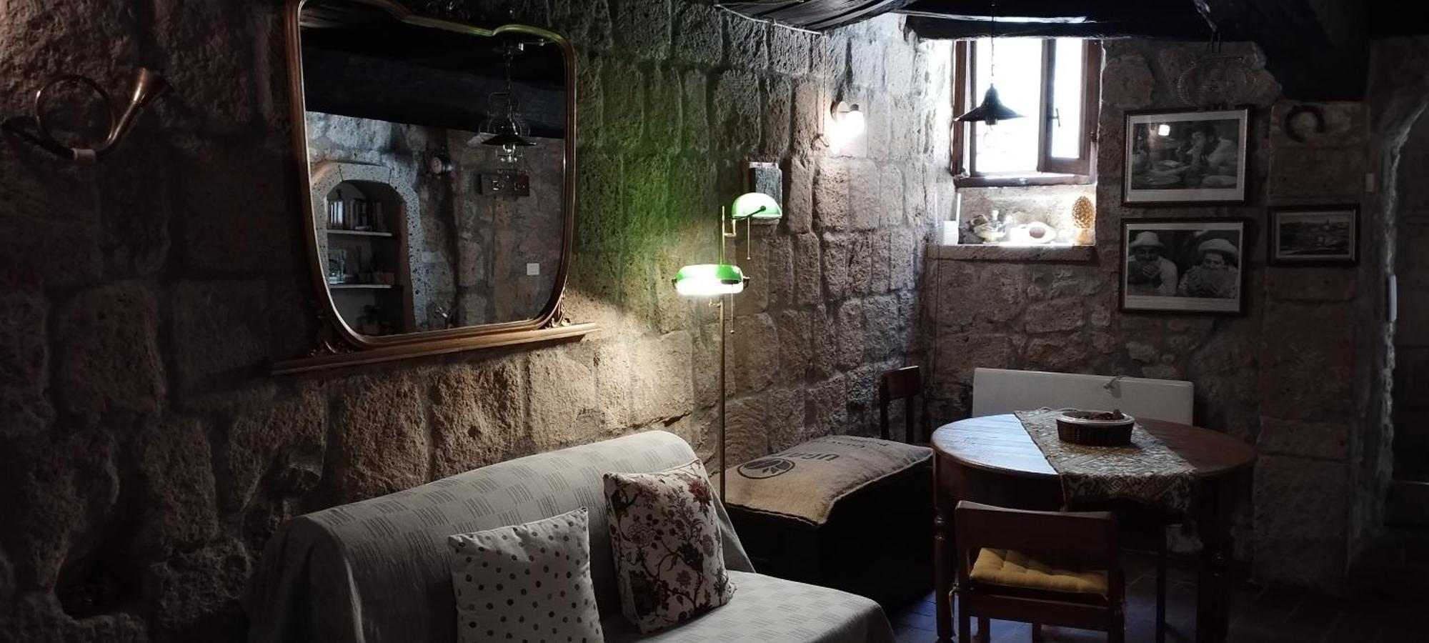 La Chascona Di Farnese Casa Di Tufo Nel Borgoアパートメント エクステリア 写真